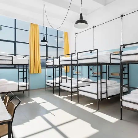 Fabrika Hostel & Suites-3